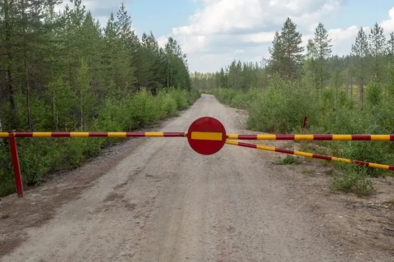 Unbekannte beschädigen Absperrschranke in Fohren-Linden – Schaden bei 4.000 Euro
