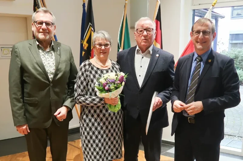 Ehrennadel des Landes Rheinland-Pfalz für Gerhard Hemicker aus Bingen