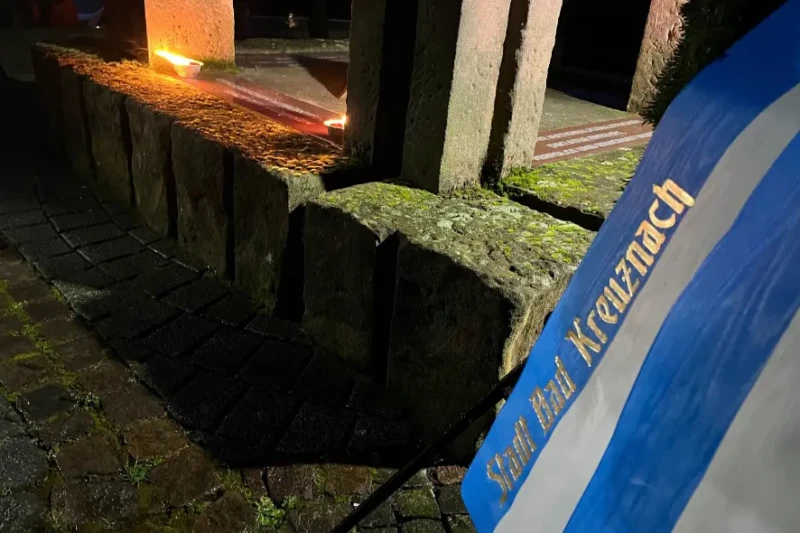Holocaust-Gedenkveranstaltung am Mahnmal in der Kirschsteinanlage in Bad Kreuznach