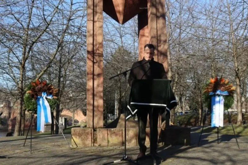 Holocaust-Gedenkveranstaltung am Mahnmal Kirschsteinanlage geplant
