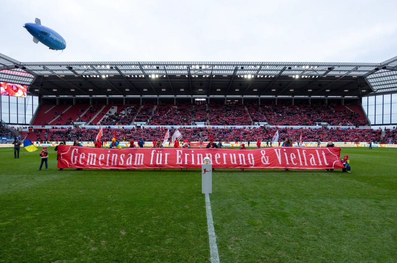 Mainz05 setzt Zeichen für Erinnerung und Vielfalt