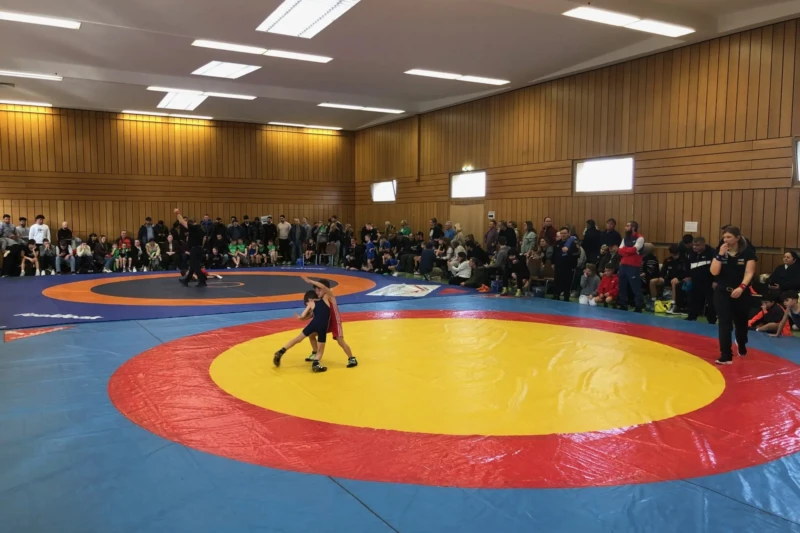 Rheinland-Meisterschaften der Jugend im Ringen beeindrucken zahlreiche Gäste