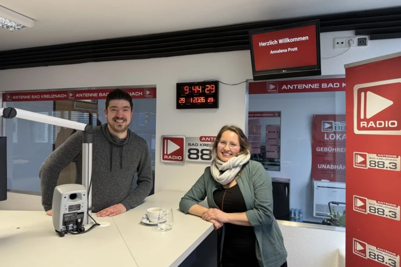 Wachsaktion für die Ukraine: Wie die Interkulturelle Gemeinde „A