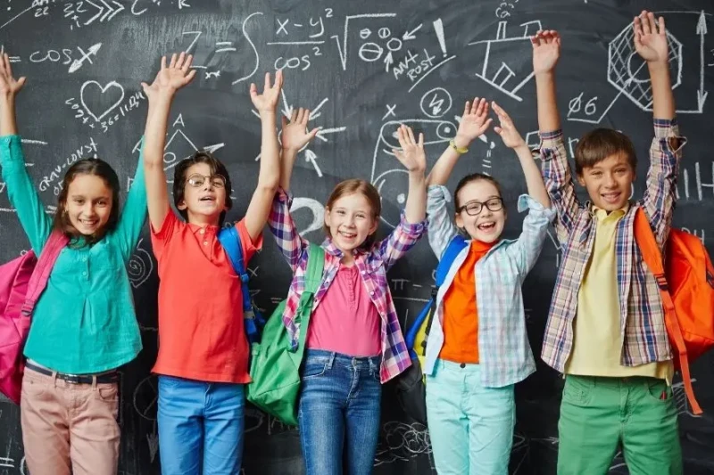 Zusatzbusse im Schulverkehr wegen Zeugnisvergabe