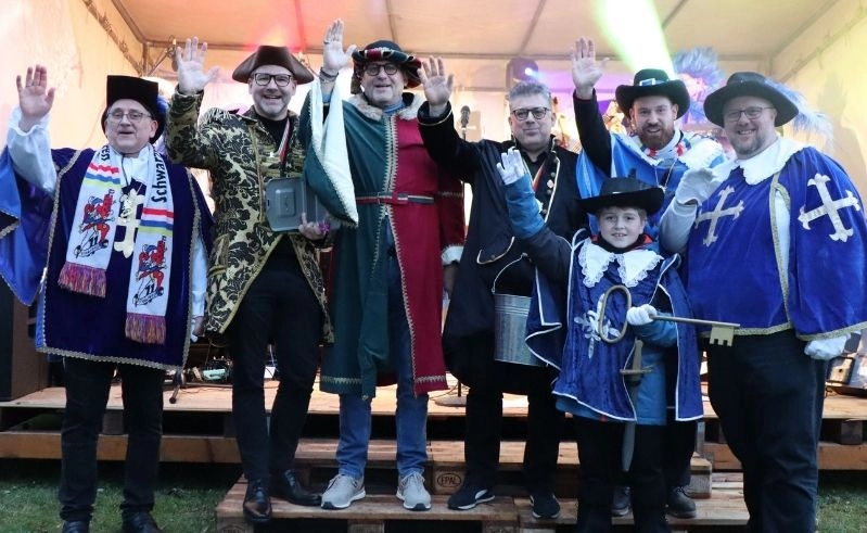 Narren übernehmen in Bingen das Zepter