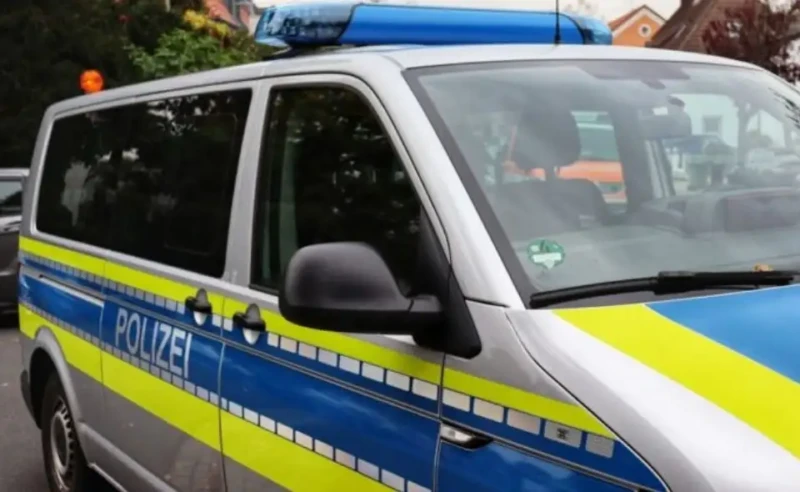 Verdacht auf häusliche Gewalt: Betrunkener Autofahrer ohne Führerschein gestoppt