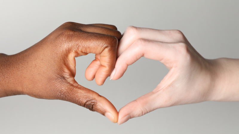 Aktion gegen Rassismus auf dem Kornmarkt in Bad Kreuznach