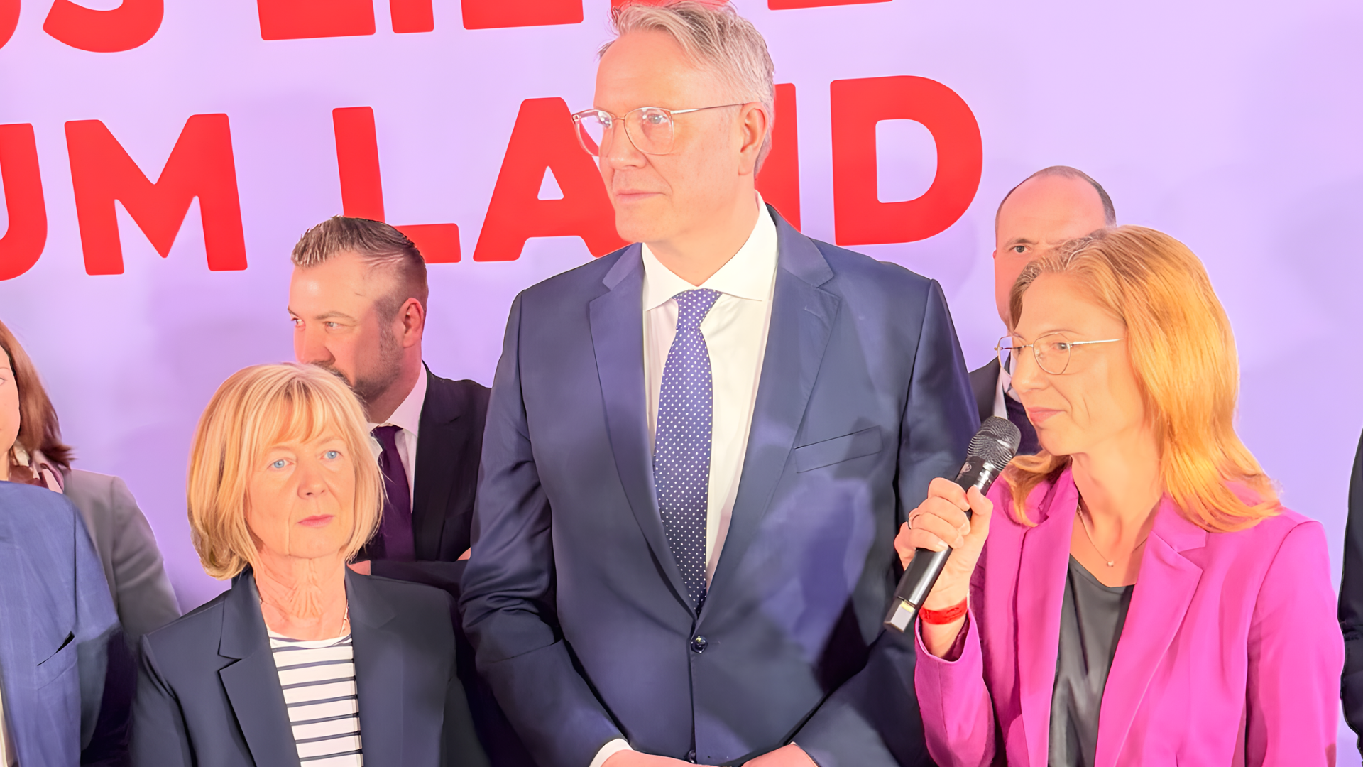 Landtagswahl: CDU klar vorn, SPD verliert deutlich