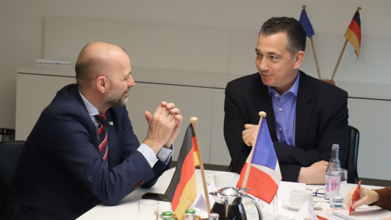 Oberbürgermeister Letz gratuliert Amtskollegen aus Frankreich