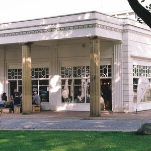 Planwagenfahrt mit Weinprobe auf den Kauzenberg