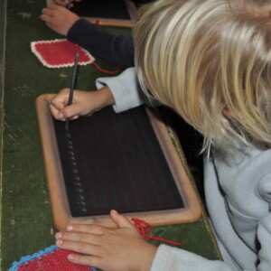 Familienangebot – Kindheit und Schule vor 100 Jahren