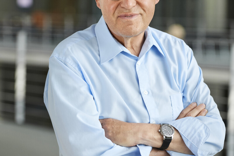 Talk im Oval Office: „Zwischen Mauern und blühenden Landschaften – Ein deutsches Leben“ – Ein Abendessen mit Dr. Gregor Gysi