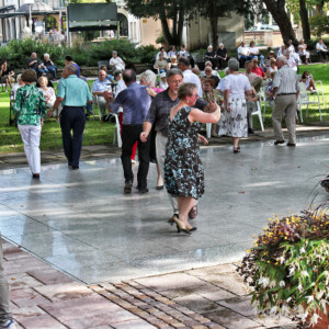 Tanz unter den Platanen im Kurpark Bad Kreuznach: CoolAmix