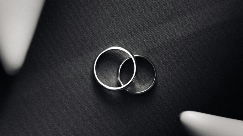 Bingens Oberbürgermeister gratuliert Paar zur Eisernen Hochzeit