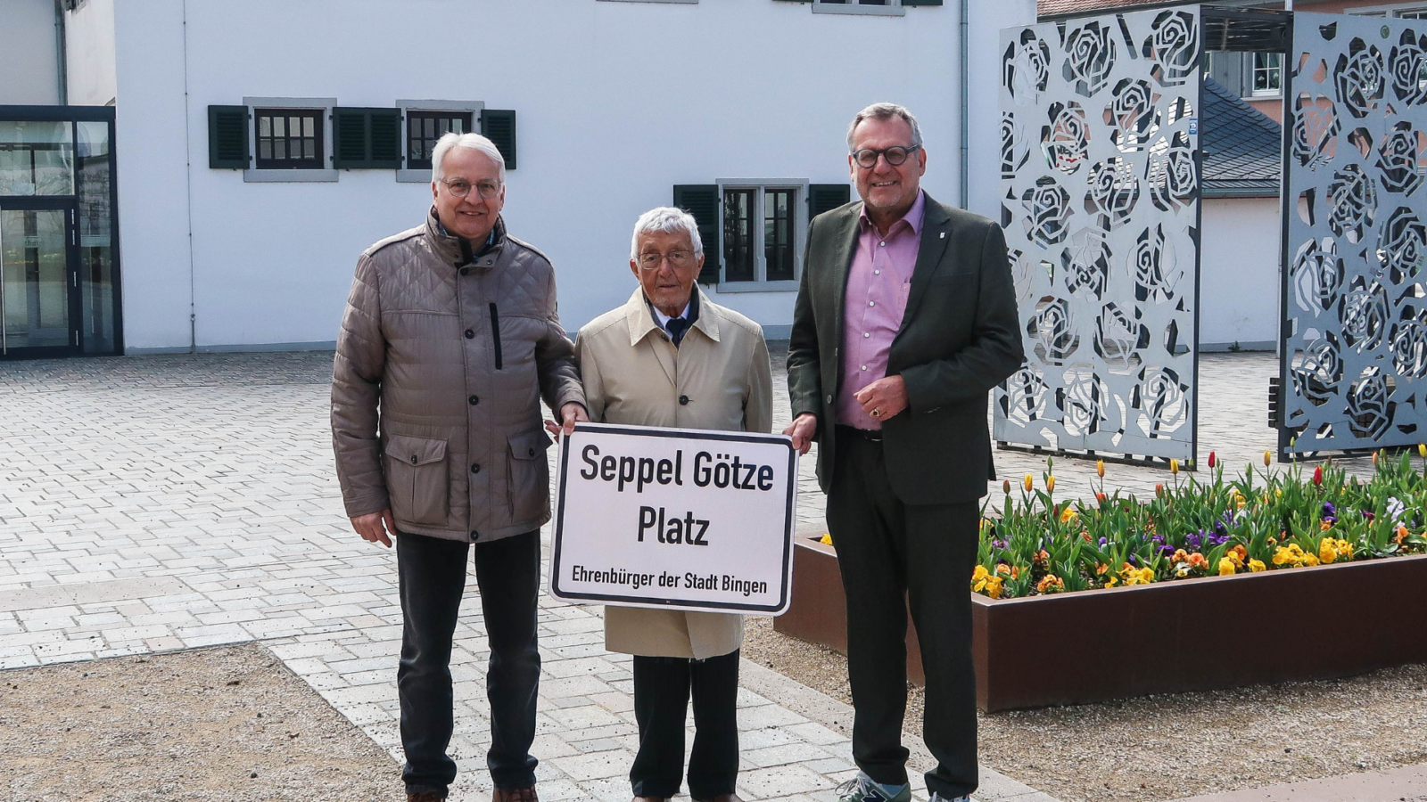 Der Rathausplatz in Bingen-Büdesheim soll umbenannt werden