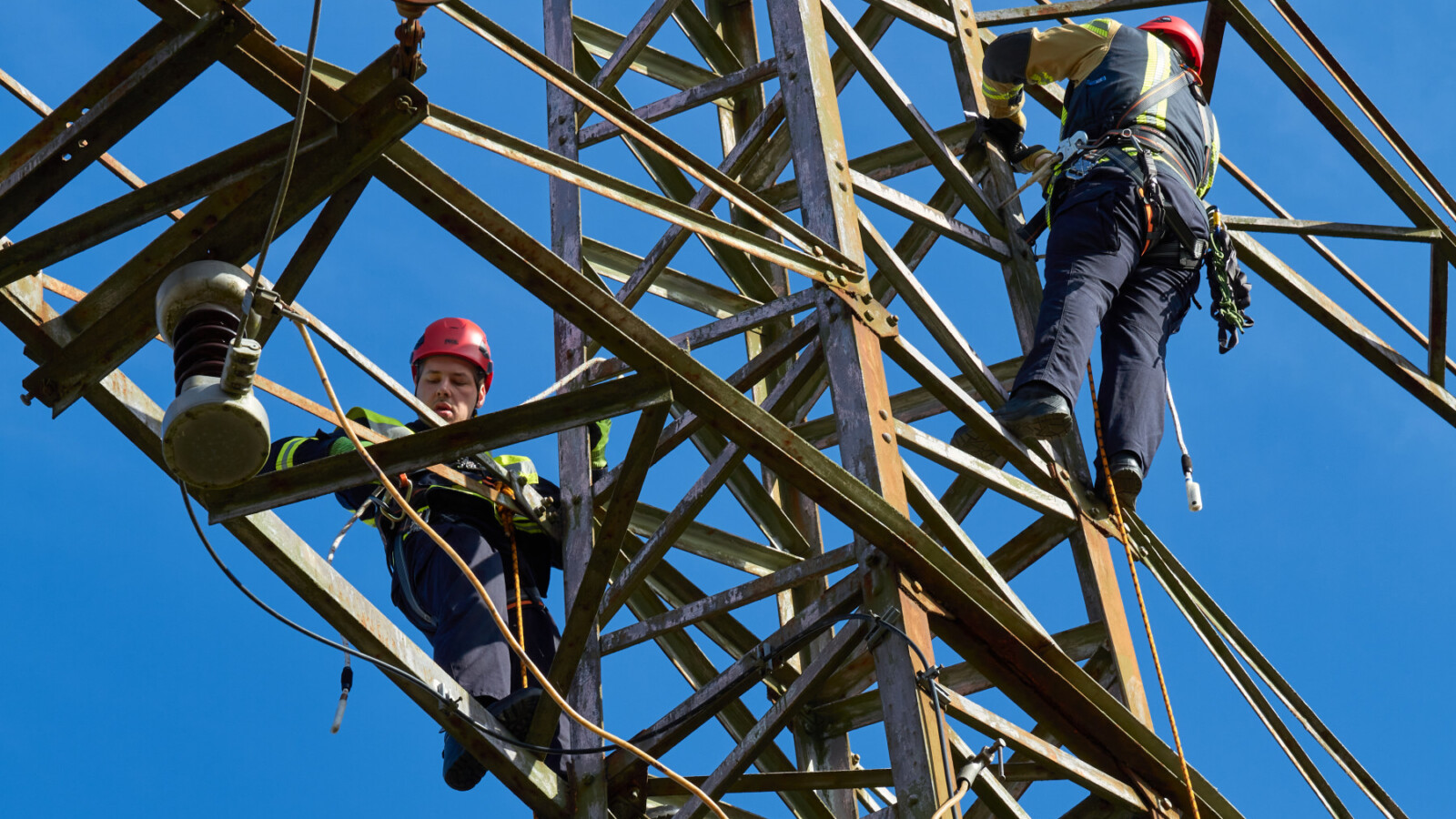 Feuerwehr Höhenrettung in Idar-Oberstein am Mast Klotzberg.