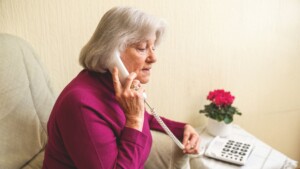 Polizei warnt vor falschen Polizeibeamten im Raum Bingen