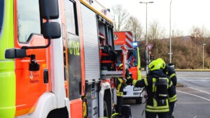 Großeinsatz der Feuerwehr Wörrstadt – PV-Anlage in Brand