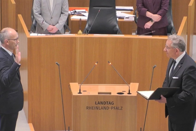 Neuer Landtag nimmt Arbeit auf