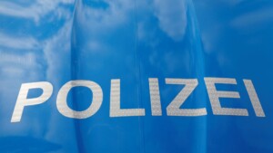 Unfall in der Alzeyer Straße nach Ausweichmanöver
