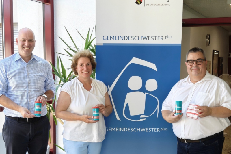 2.000 Notfalldosen für Senioren gespendet