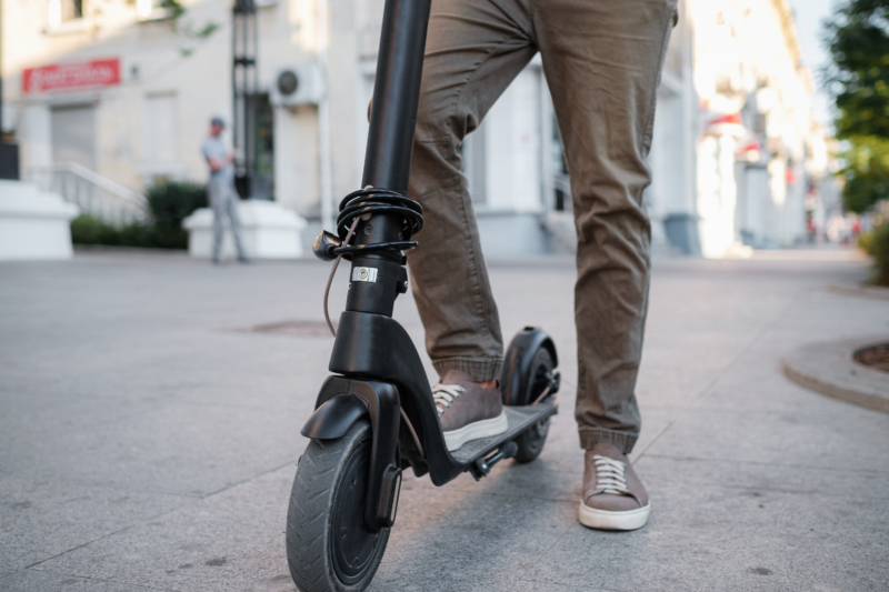 E-Scooter-Fahrer ohne Versicherung gestoppt