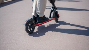 Kinder-E-Scooter in Birkenfeld beschädigt