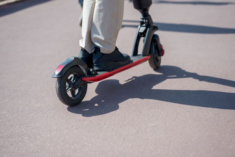 Kinder-E-Scooter in Birkenfeld beschädigt