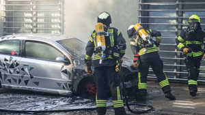 Pkw brennt in Guldental – Feuerwehr verhindert Schlimmeres