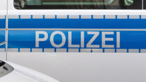Security-Mitarbeiter niedergeschlagen und ausgeraubt