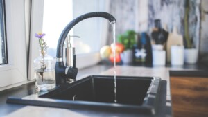Stadt und Stadtwerke rufen zum Wassersparen auf