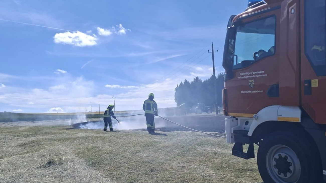 Windhose löst Flächenbrand bei Spall aus