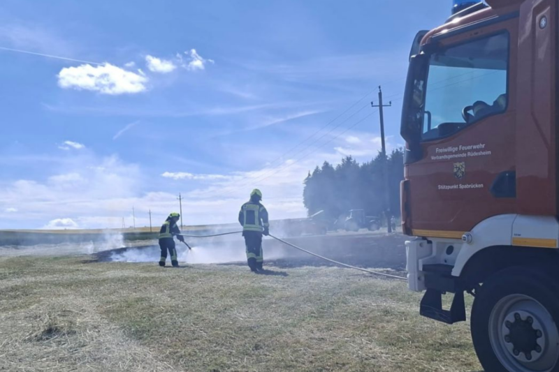 Windhose löst Flächenbrand bei Spall aus