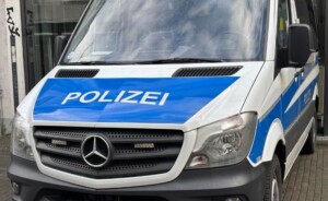 Zwei Autos stoßen an Kreuzung in Bad Kreuznach zusammen