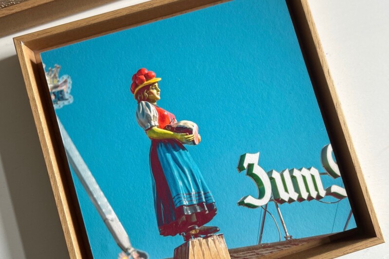 Ausstellung „Zwischen Himmel und Karussell“ von Inge Miczka