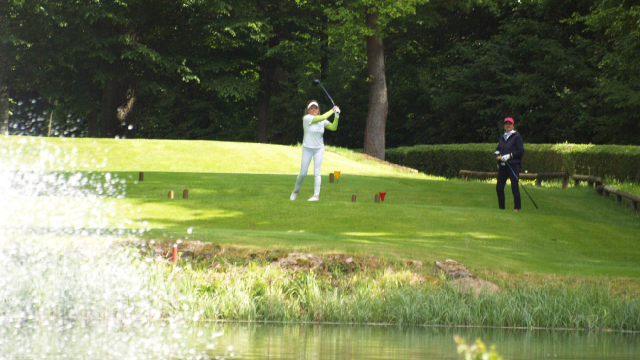 Golfclub Nahetal setzt starkes Zeichen gegen Brustkrebs