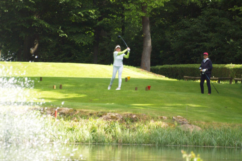 Golfclub Nahetal setzt starkes Zeichen gegen Brustkrebs