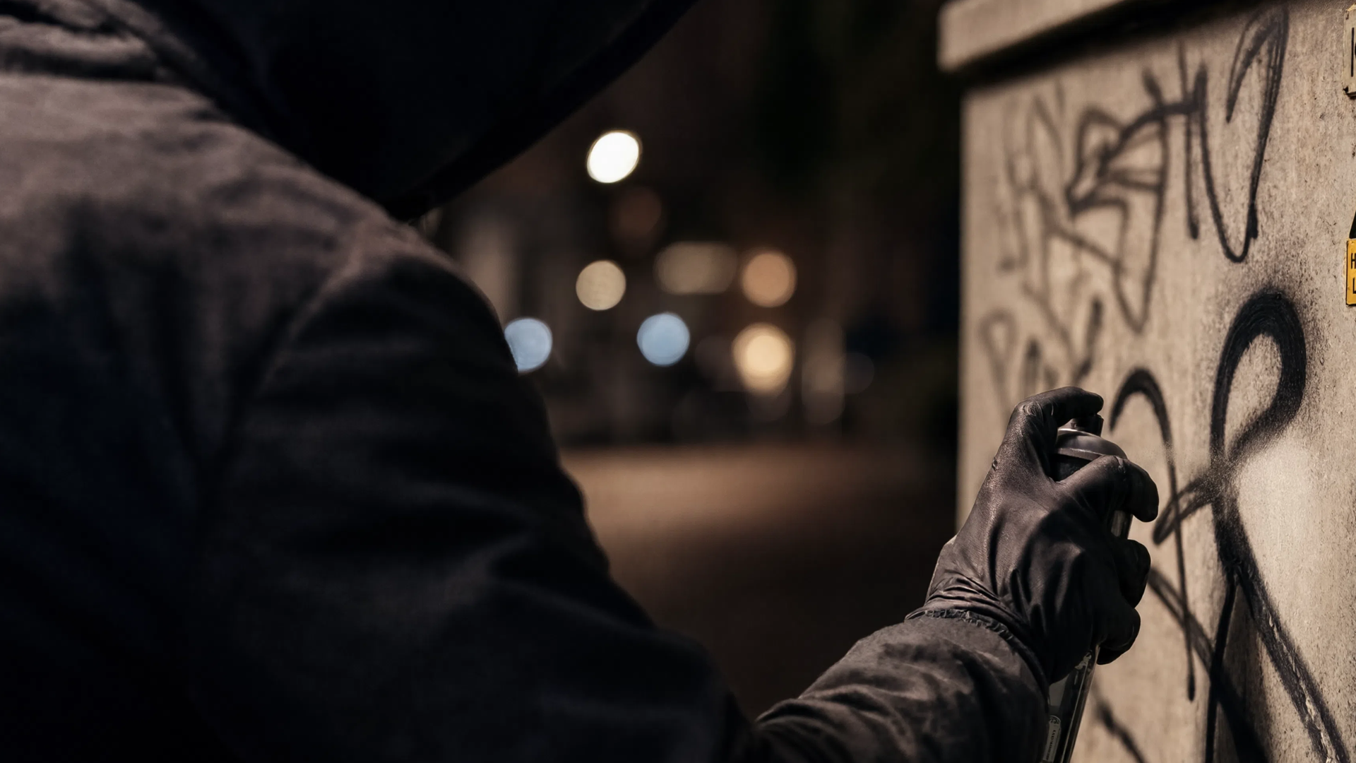 Graffiti-Sprayer nach Zeugenhinweis geschnappt