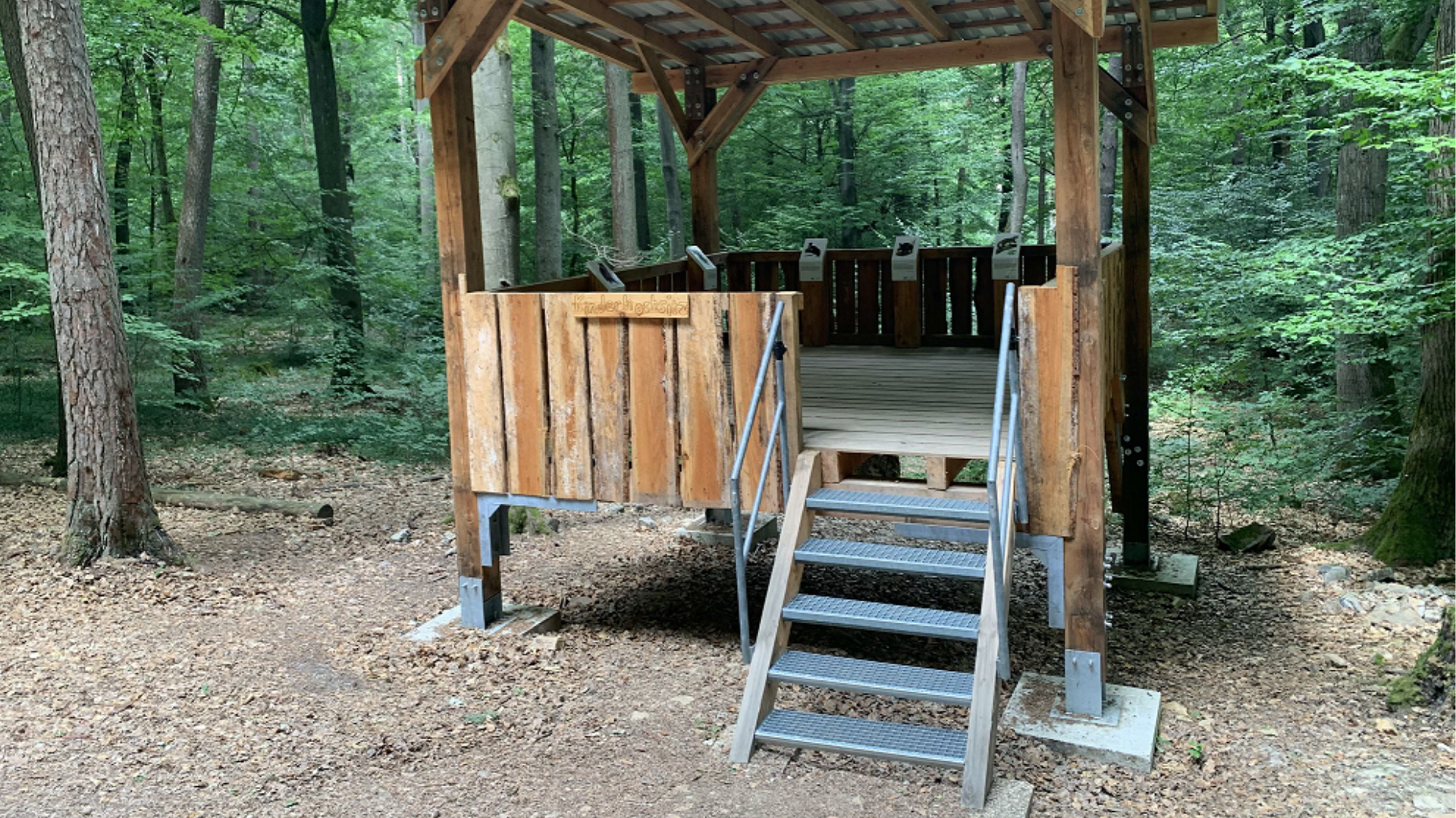 Neuer Kinderhochsitz im Binger Wald