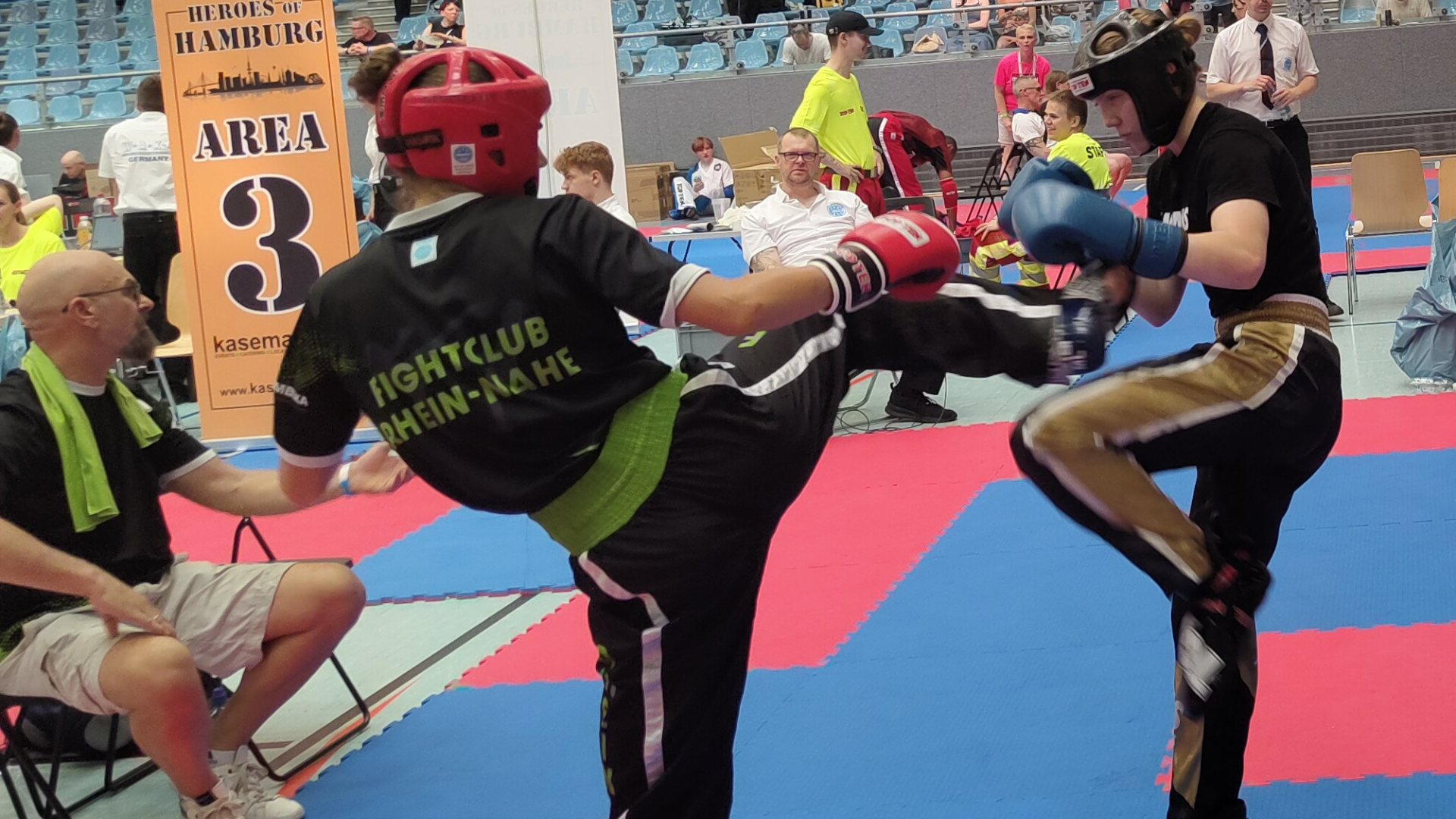 Sportclub Rhein-Nahe überzeugt bei Kickboxturnier in Hamburg