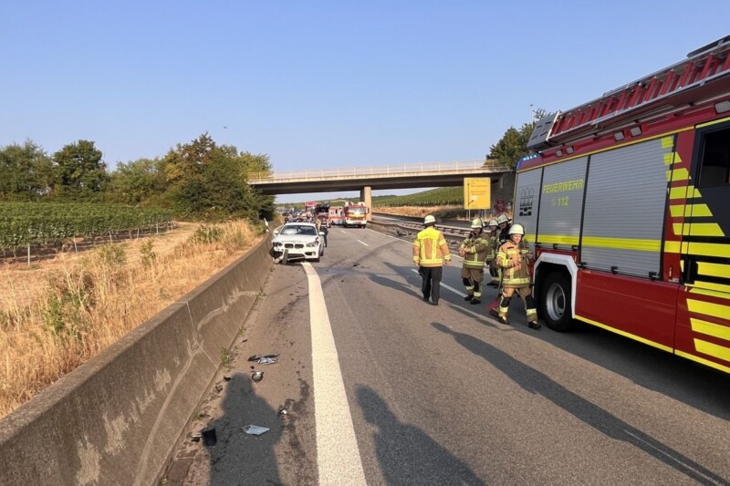 Zwei Leichtverletzte bei Unfall auf der B41