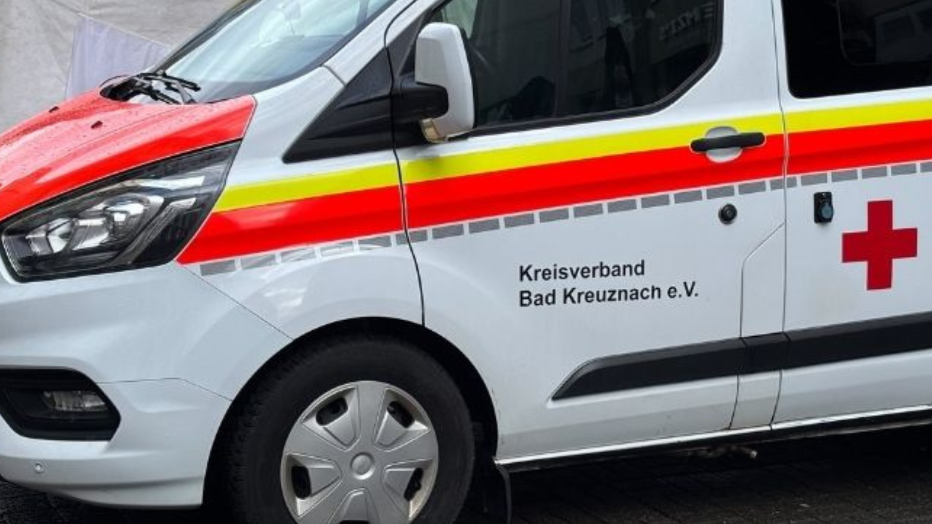 Zwei Schwerverletzte nach Frontalzusammenstoß