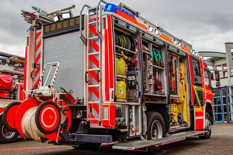 Brand in Lagerhalle im Industriepark Pferdsfeld in Bad Sobernheim