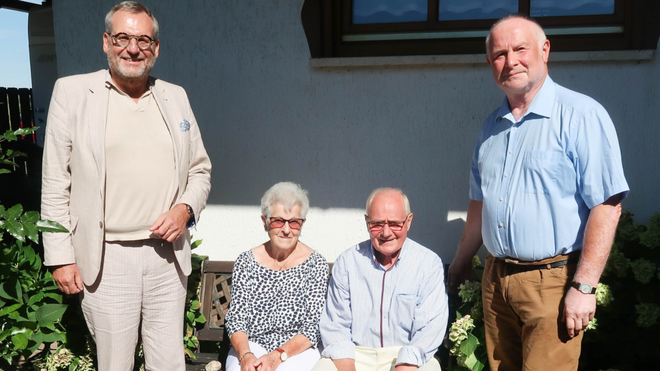 Oberbürgermeister gratuliert Ehepaar zu 65 Ehejahren