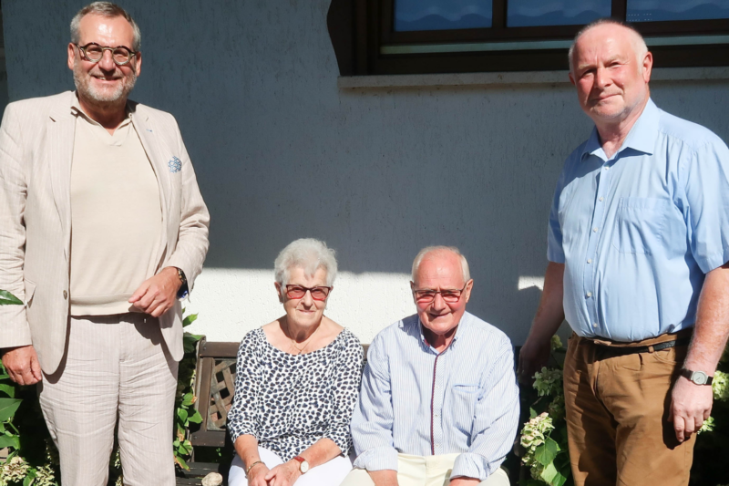 Oberbürgermeister gratuliert Ehepaar zu 65 Ehejahren