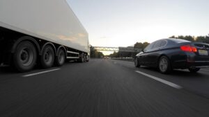 Zwei Verletzte bei Auffahrunfall auf der A61 bei Rheinböllen