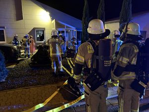 Geliefertes iPad fängt Feuer: Einsatz in Bad Kreuznacher Druckerei