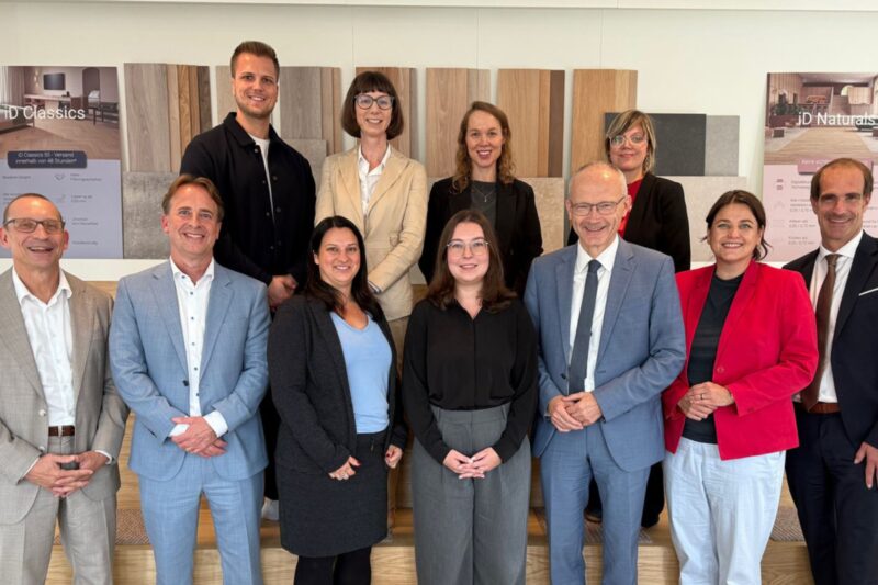 Arbeitsrichter absolvieren sechs Monate Betriebspraktikum