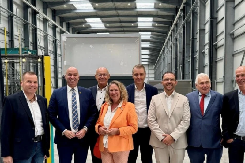 EMBEKA eröffnet neue Logistikhalle in Langenlonsheim