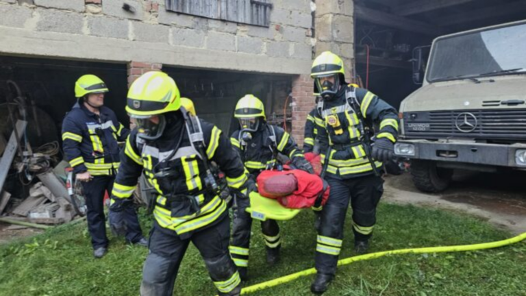 Feuer nach Blitzeinschlag: Übung am Marienpforter Hof